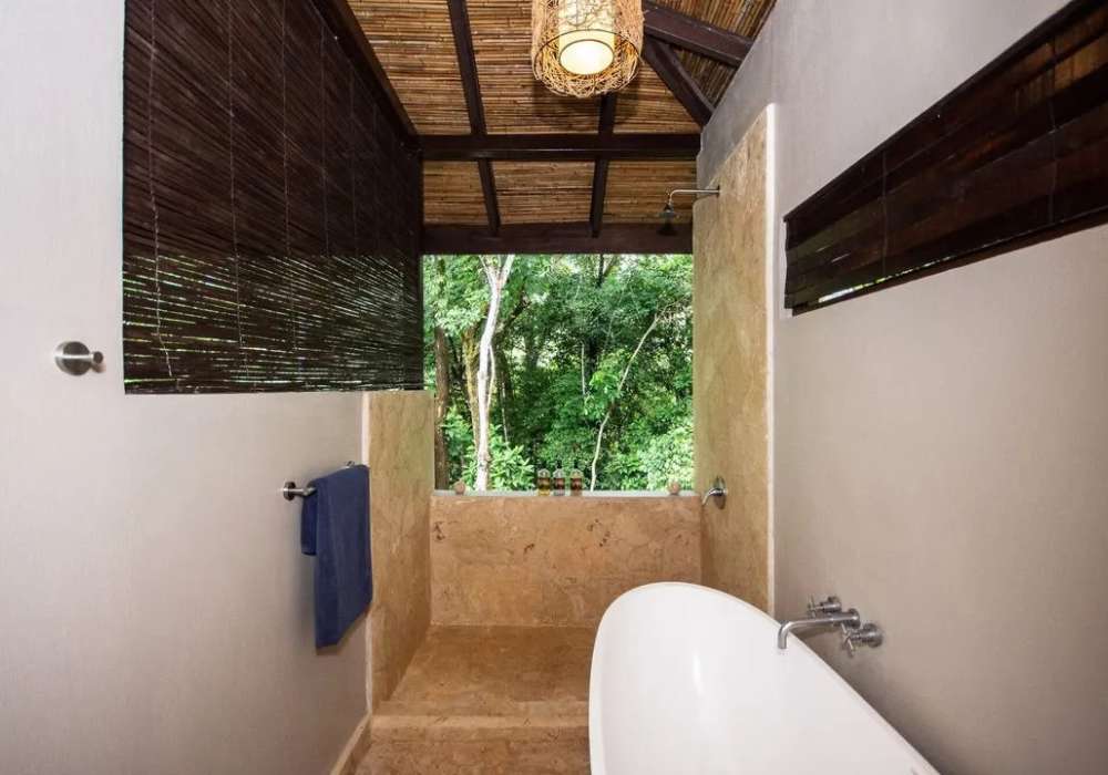 Jungle Bungalows_5